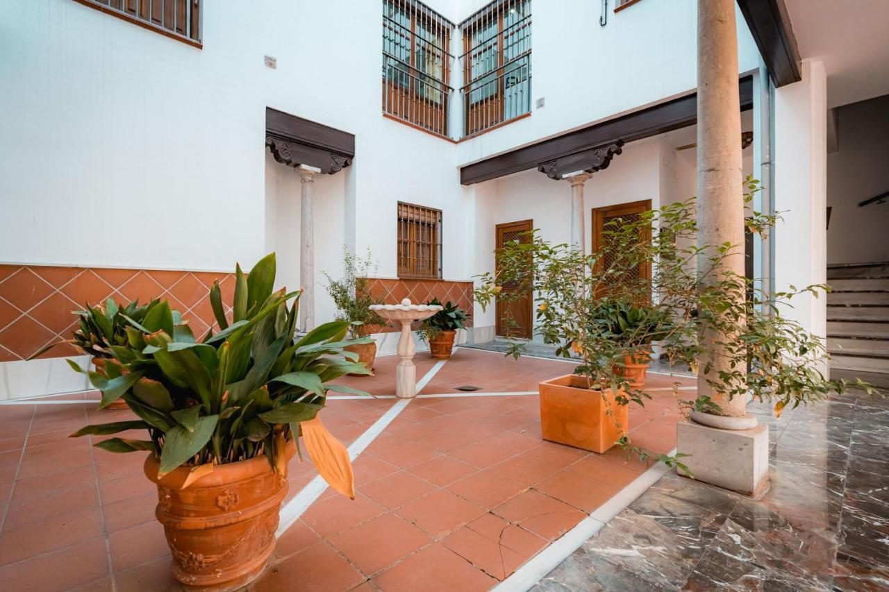 Qh Gran Via 01 Apartment Granada Exterior photo